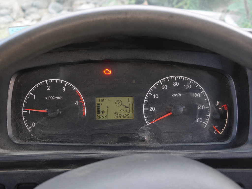isuzu warning light